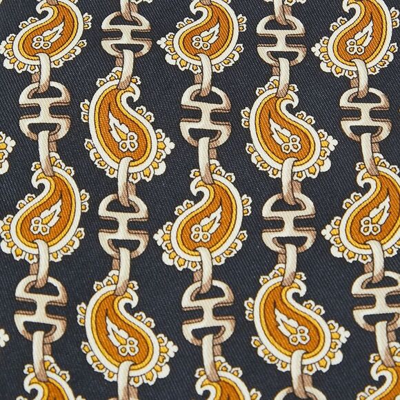 Celine Vintage Navy Blue Chain Print Silk Traditonal Tie - Picture 2 of 3